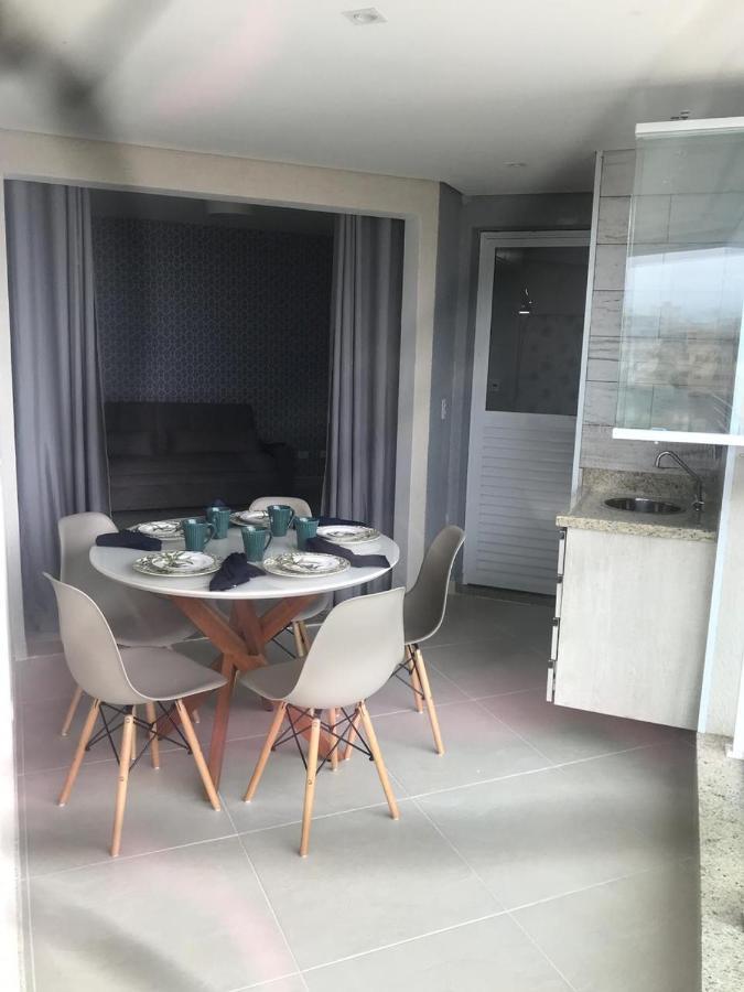 Apartamento Enseada กัวรูจา ภายนอก รูปภาพ