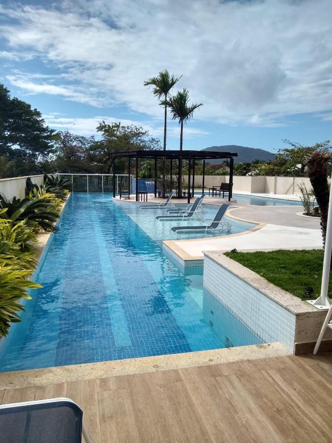 Apartamento Enseada กัวรูจา ภายนอก รูปภาพ